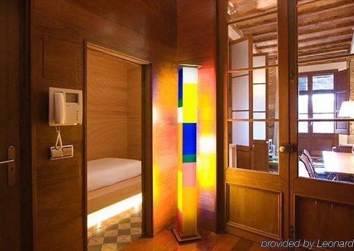 Hotel La Casa De Les Lletres 3*
