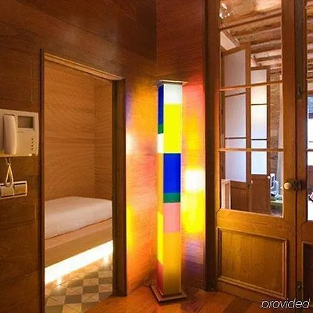 Hotel La Casa De Les Lletres 3*